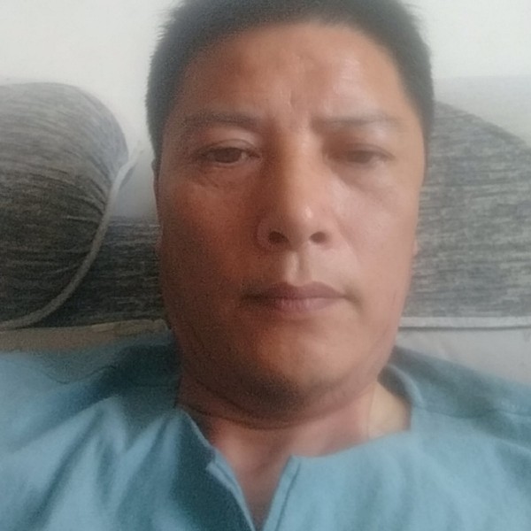 巨人淡然的照片