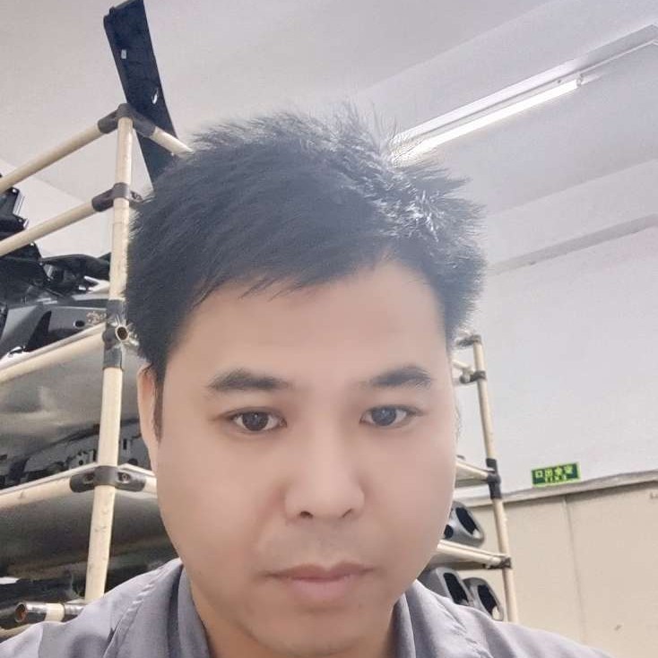 刘钦的照片