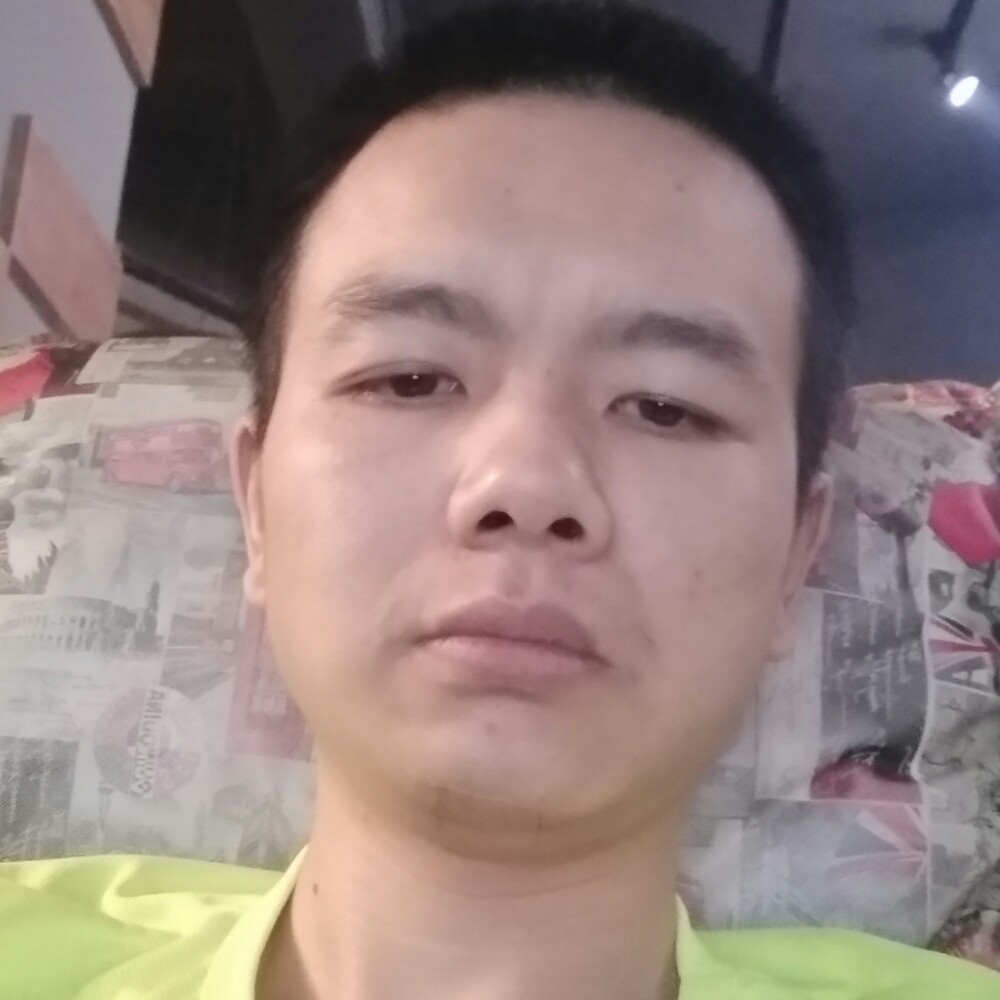 孤独的鑫的照片