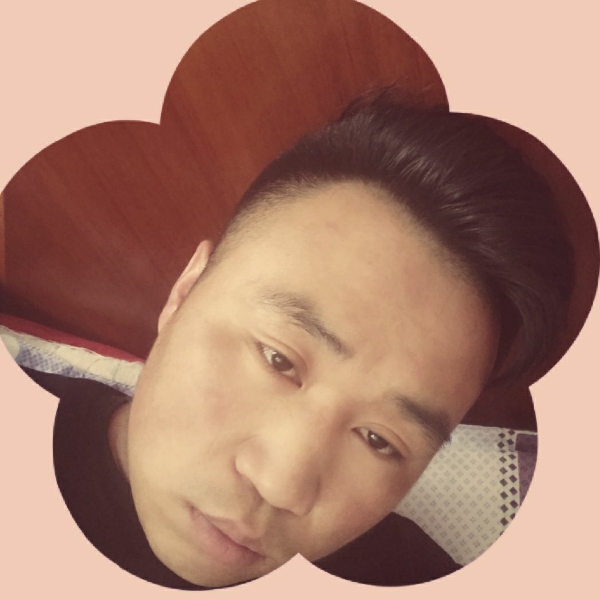 尊云保卫明亮的照片