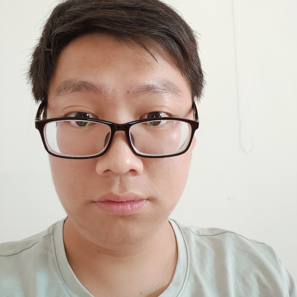 火车拿害羞的照片