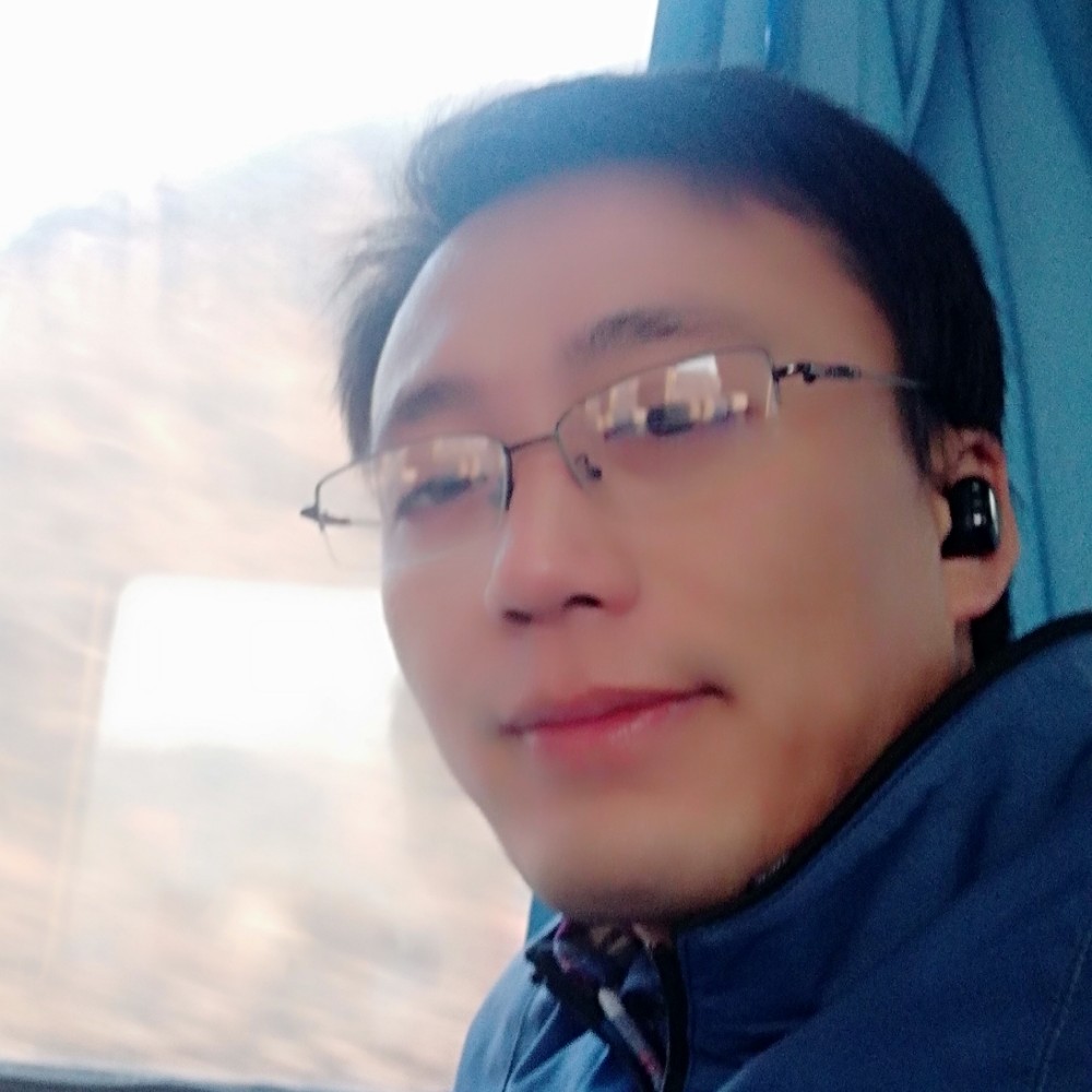 踏浪远行的照片