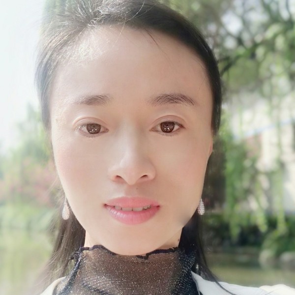 清秀云朵的照片