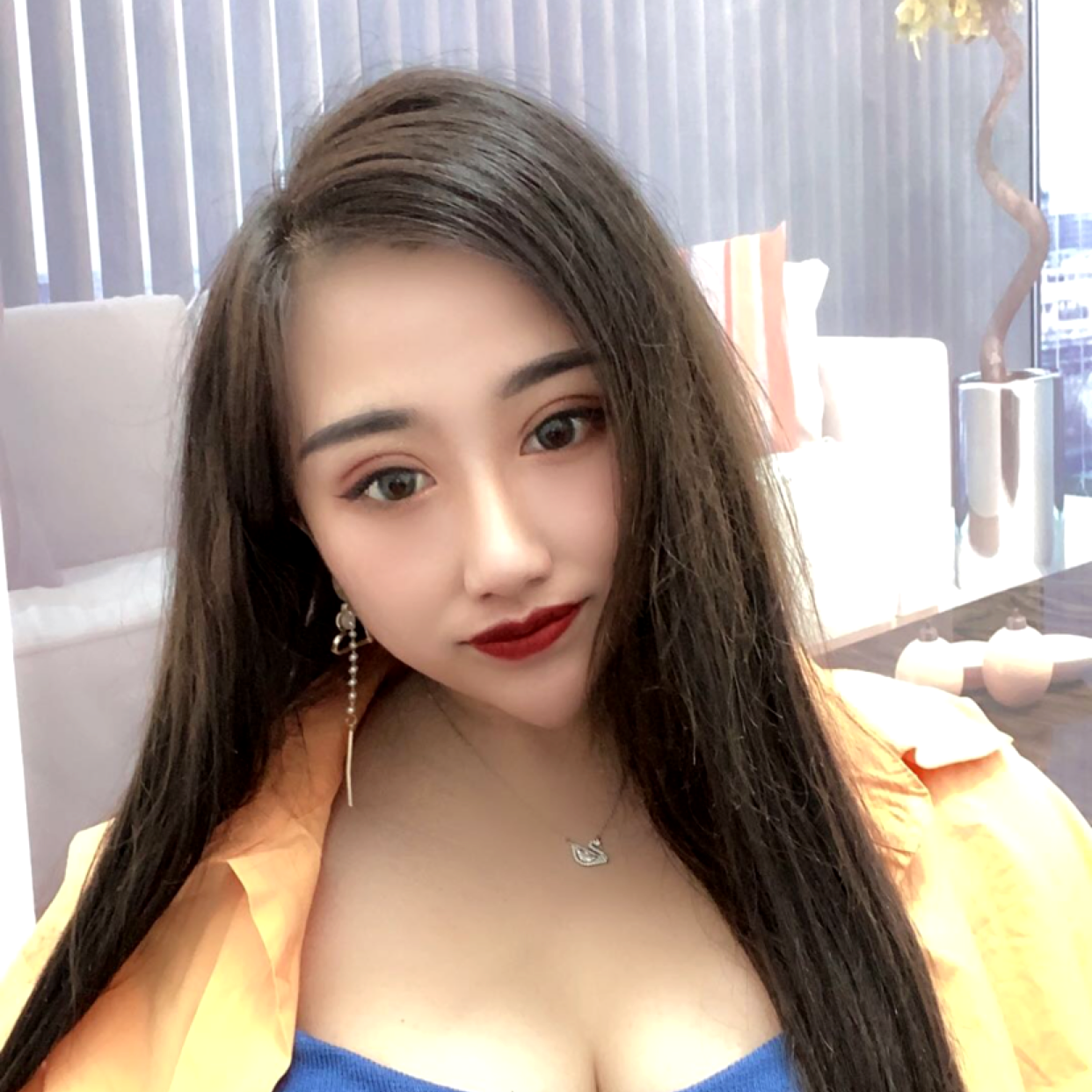 格格,不入的照片