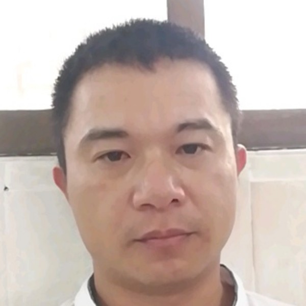 杨接忠的照片