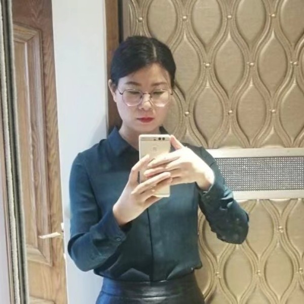 Christina强强的照片