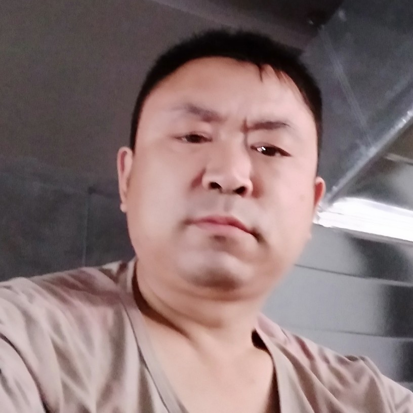 冬天笑淡定的照片
