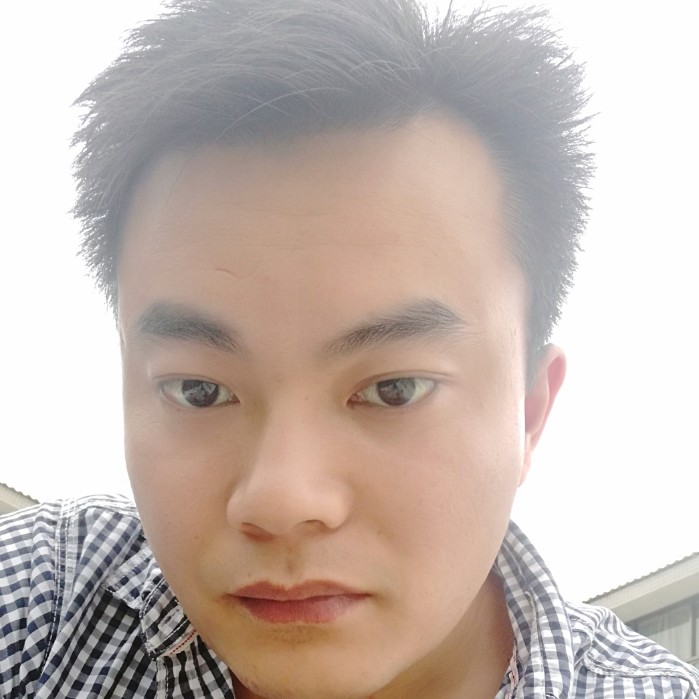 善良的戳骗犯的照片