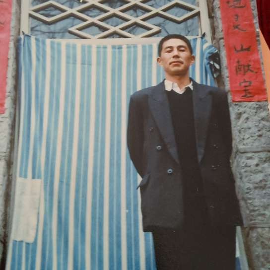 萝莉闻大方的照片
