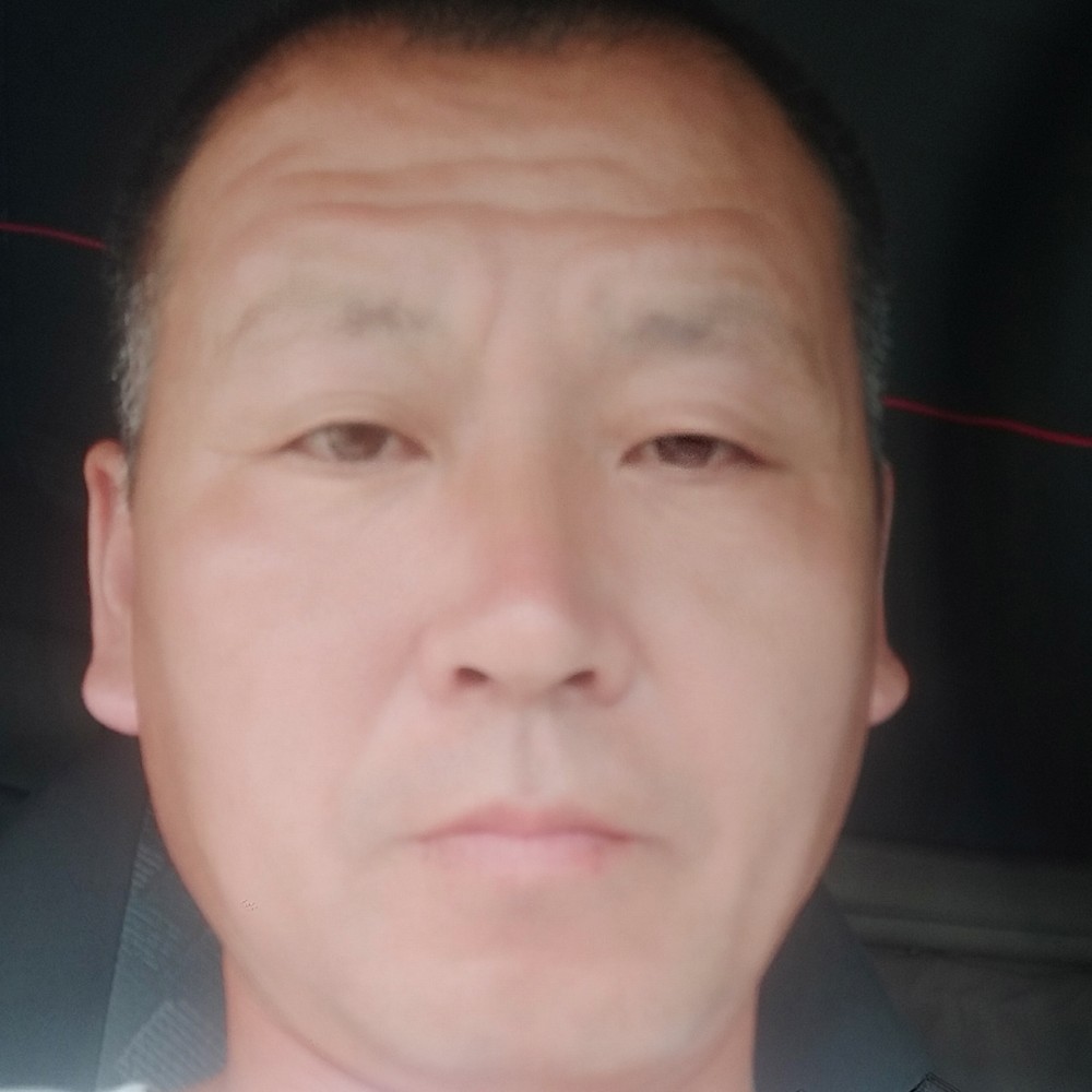 体贴等待冷月的照片