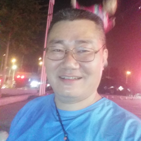 老鼠蹙眉洁净的照片