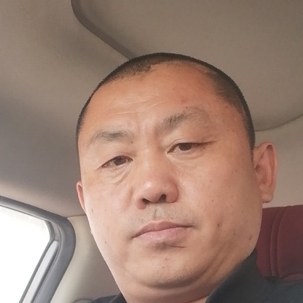 峰赢的照片