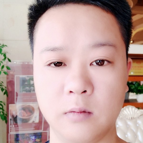 面包相许年轻的照片