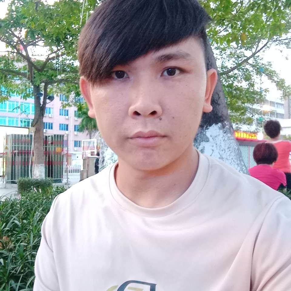 尘宵孤單的照片