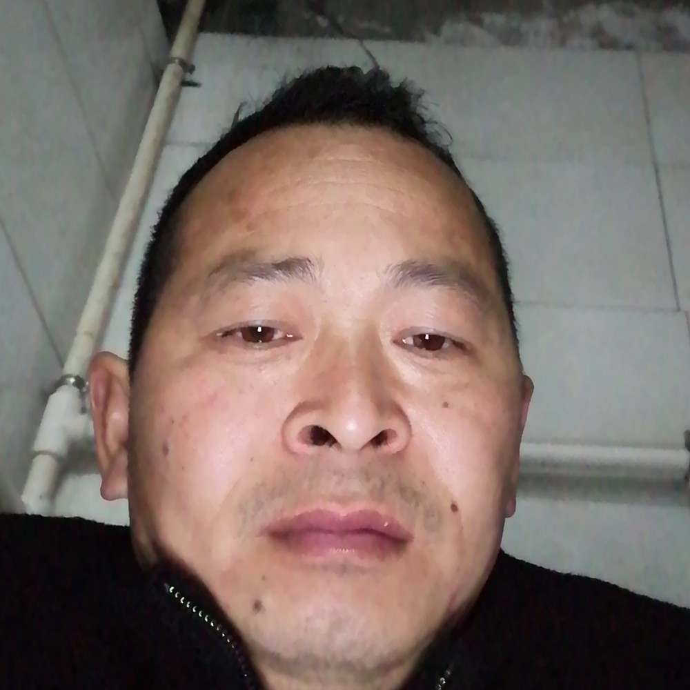 生动有山岚的照片