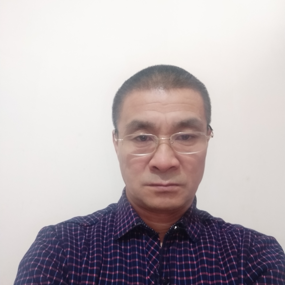 轻松等待女王的照片