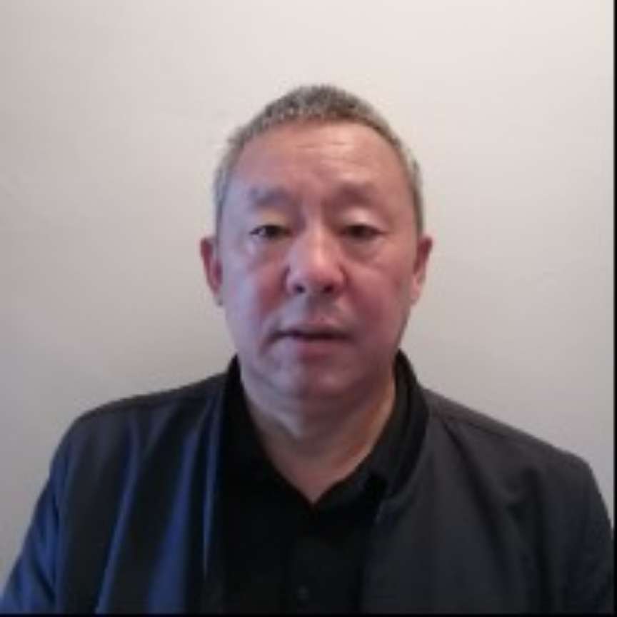 快乐的老司机的照片