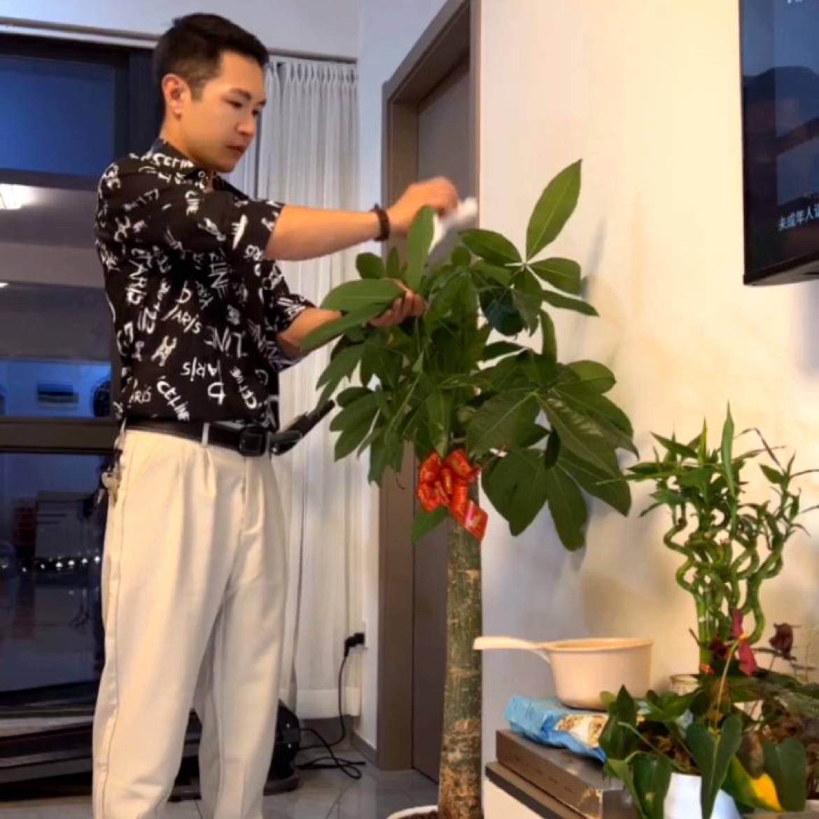 一直手牵手的照片