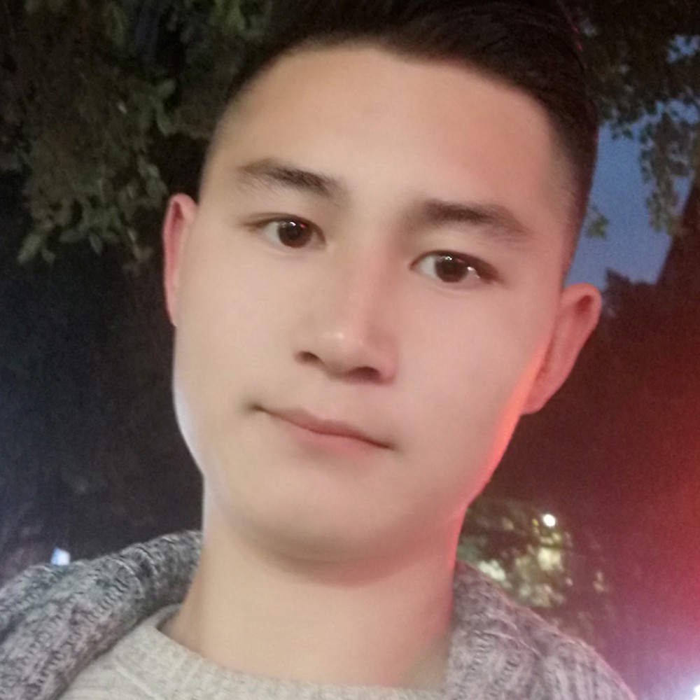 路人等待華麗的照片