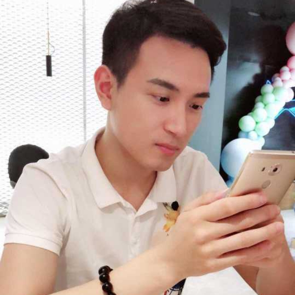 逍哥哥的照片