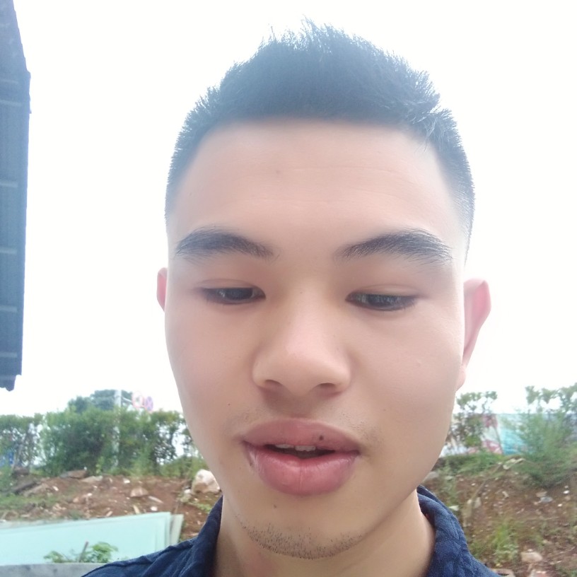 陌殇扯甜美的照片