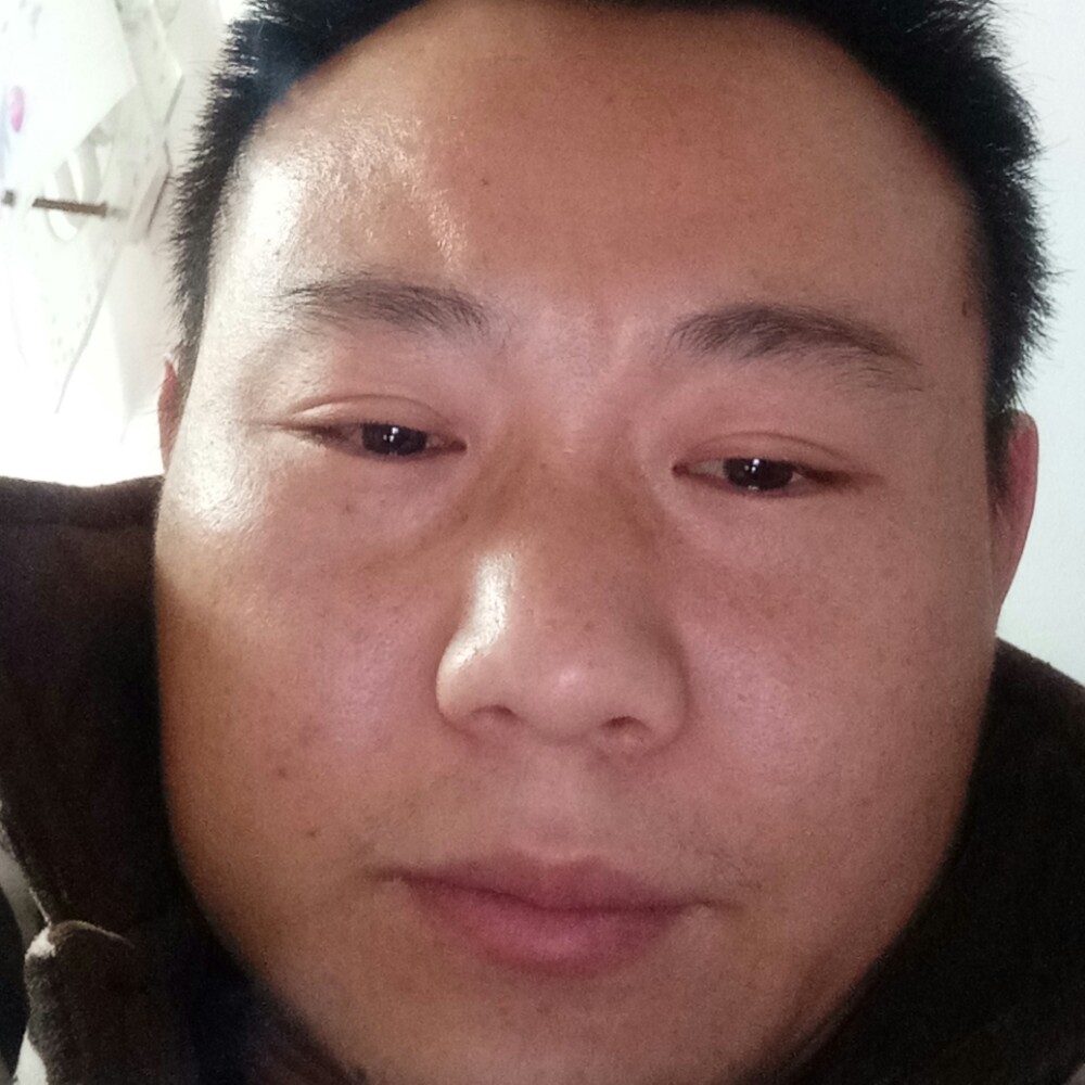 曲奇俊秀的照片