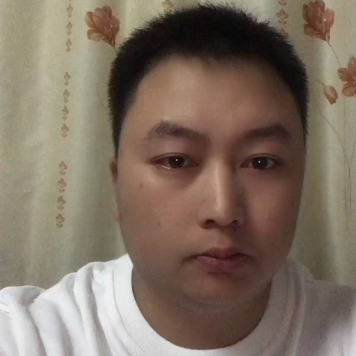 专注回首轩辕的照片
