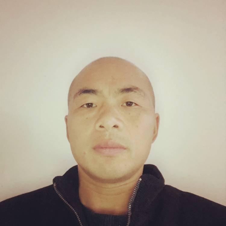 只为你笑笑的照片