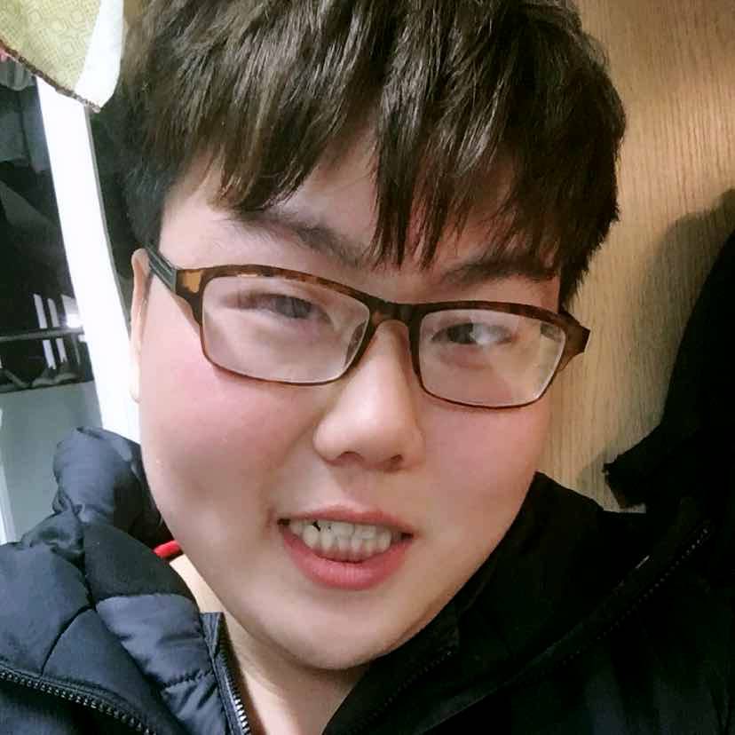 Ysofa的照片