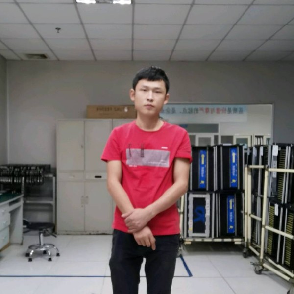 光 年的照片