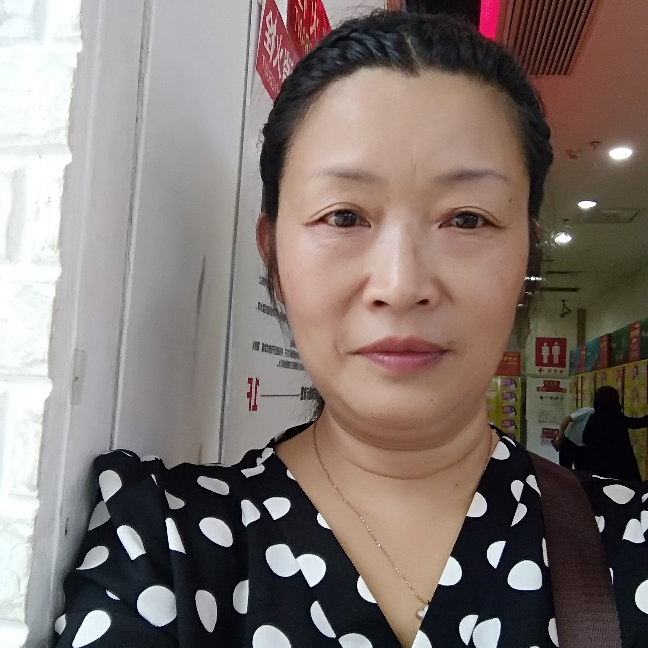 鸭子相许苹果的照片