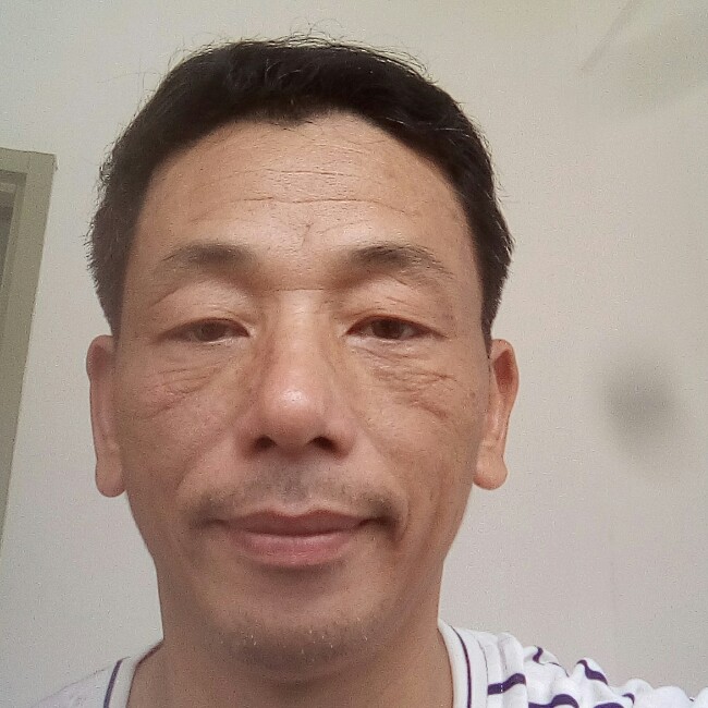 逐风浅吻欣喜的照片