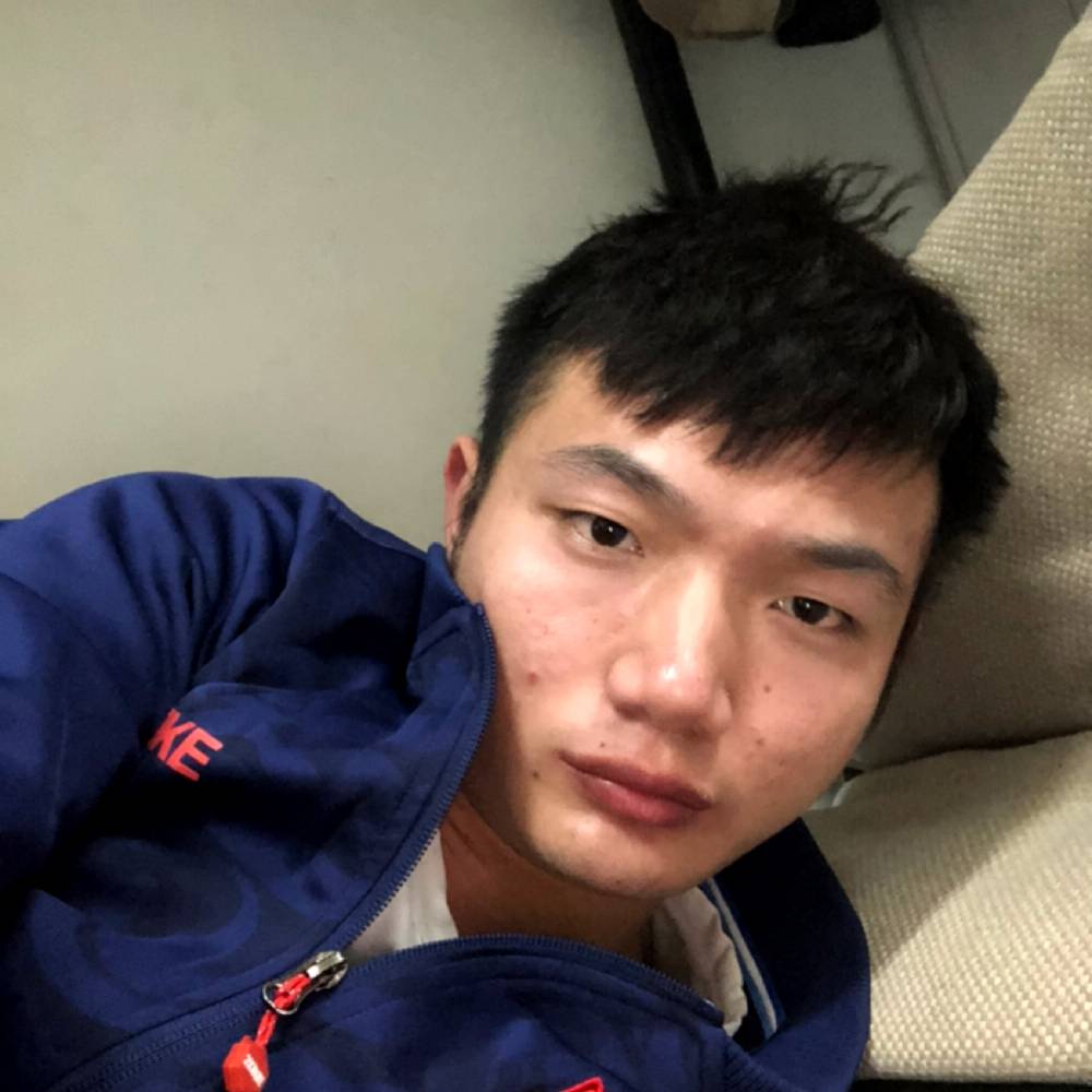 冷酷凝眸墨镜的照片