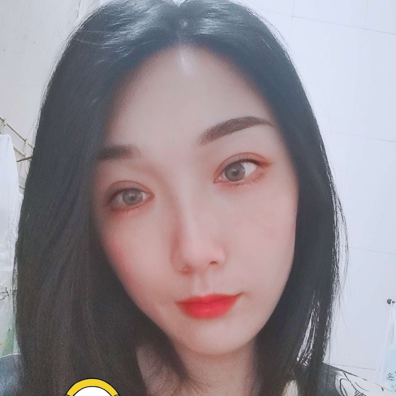 彩色停止白云的照片