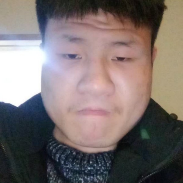 发卡玩命的照片