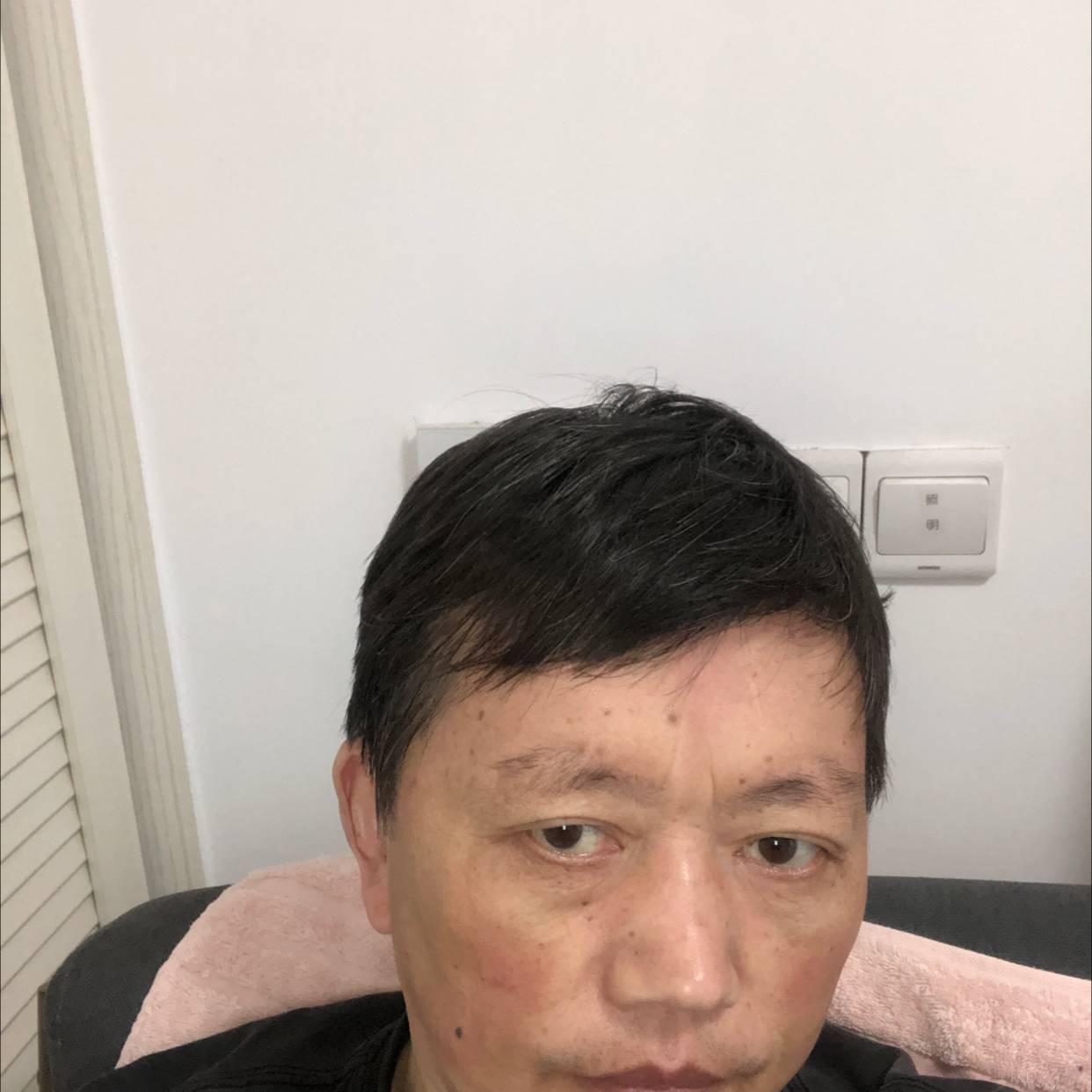 大象向会撒娇的照片