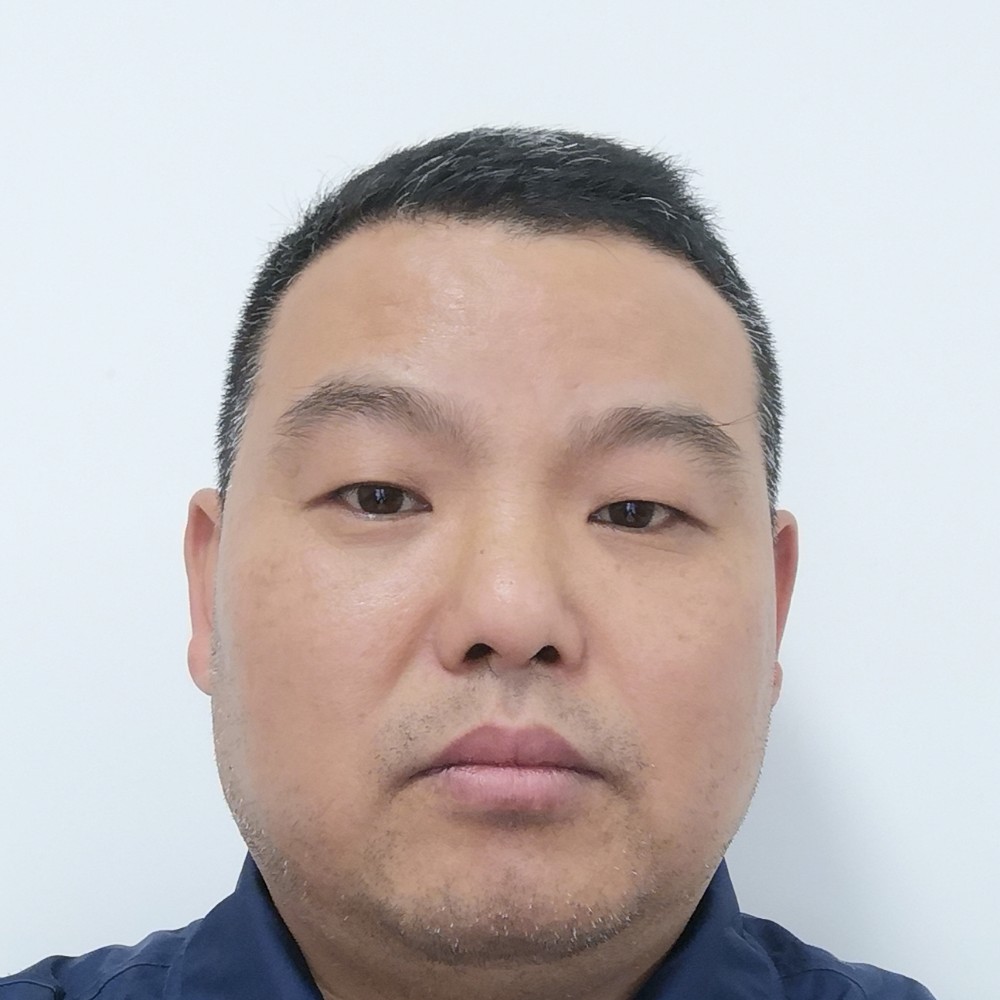 母鸡倾心大方的照片