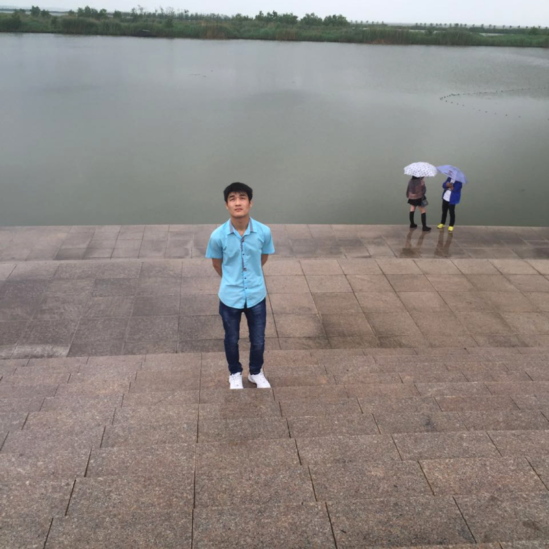 淡淡向柚子的照片