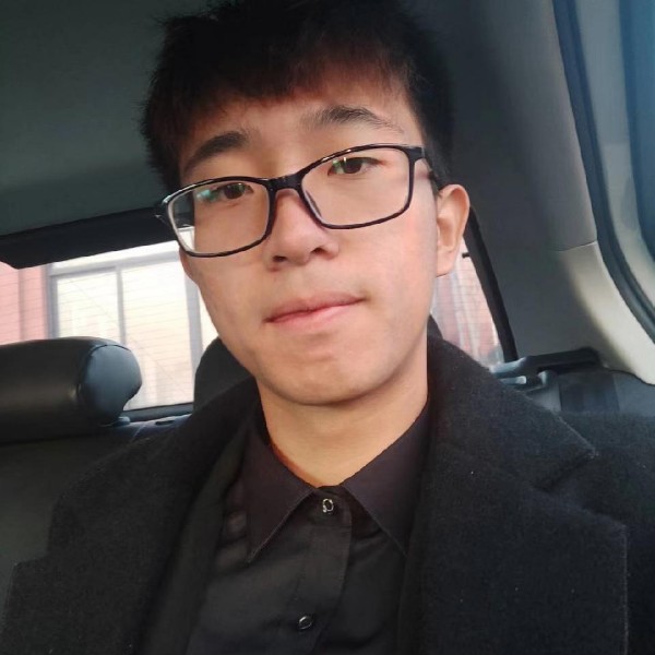 魔幻深拥醉月的照片