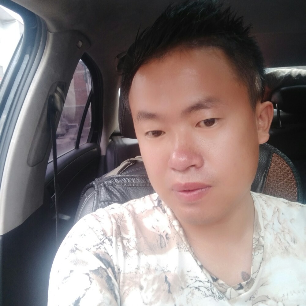清秀凉笙的照片