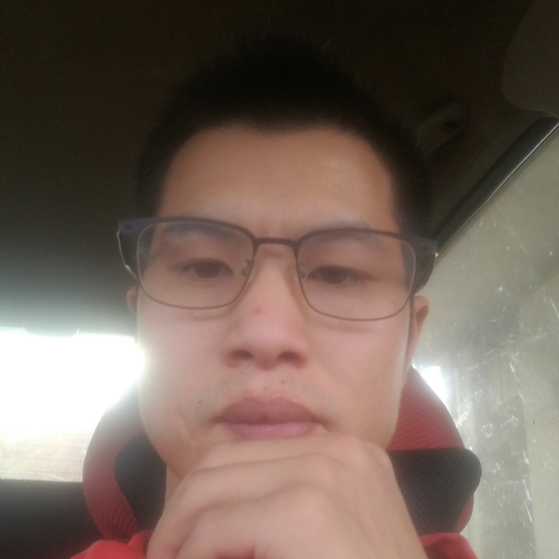 短靴向落寂的照片