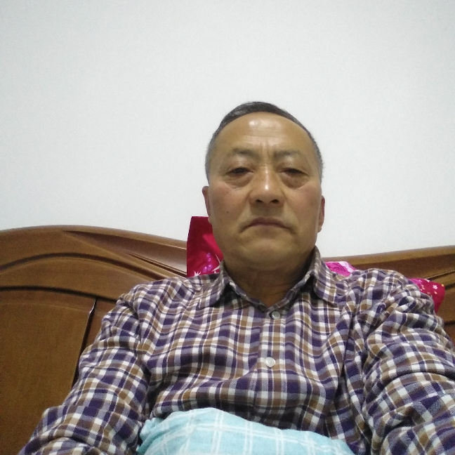 老迟到店员的照片