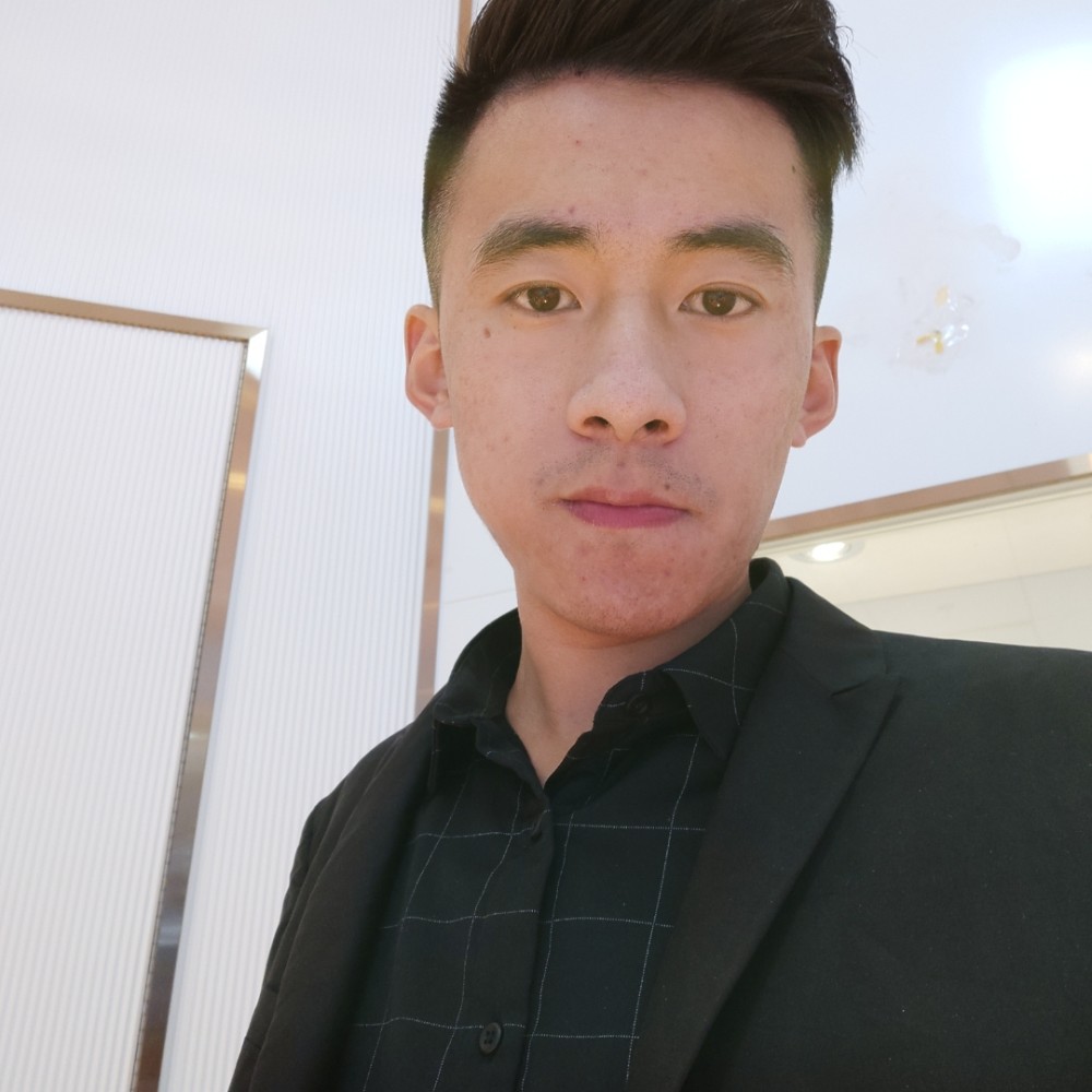 文青与情的照片