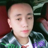 一个人爱恋的照片