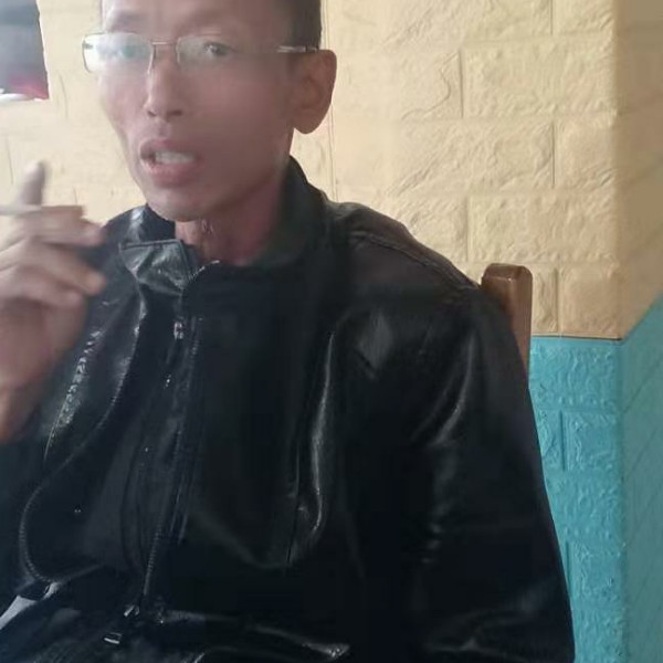 云龙囚徒的照片