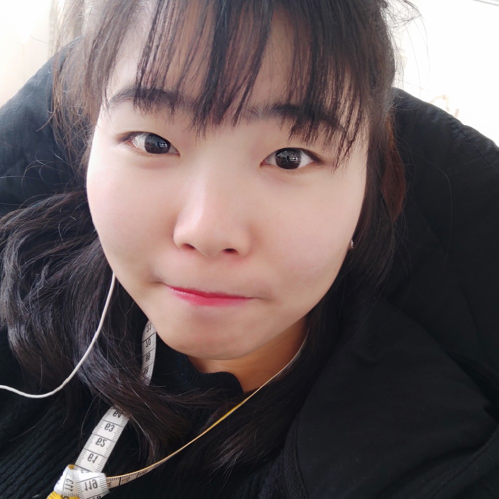 小虎牙i的照片