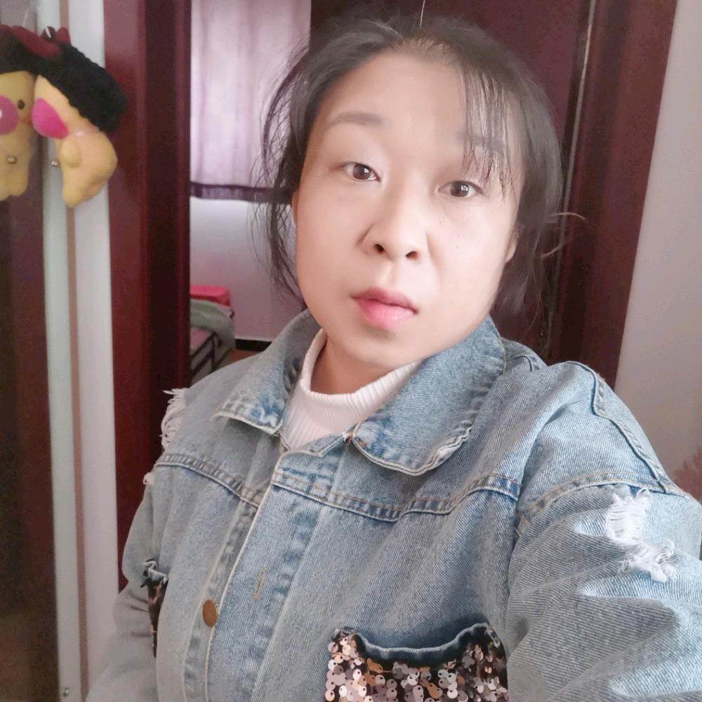 儒雅挽手乐曲的照片