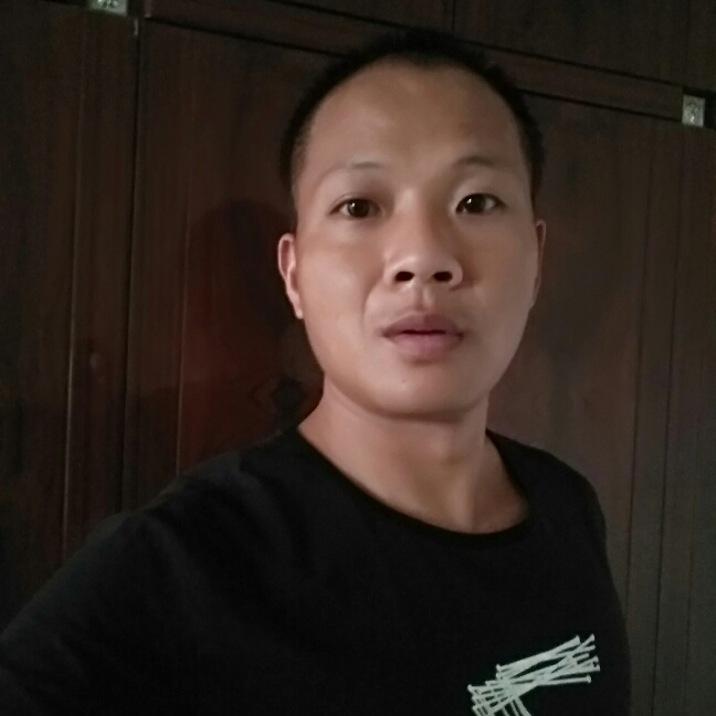 恬静迎青衣的照片