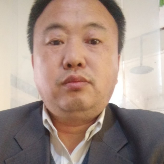 积极还树叶的照片