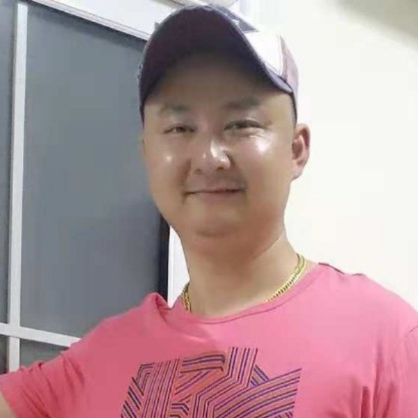 铜勇双全的照片